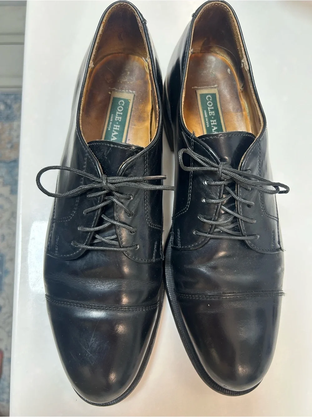 VINTAGE COLE HAAN Cap toe oxfords . Need insoles. Made in USA. Size 11B narrow